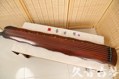 白山市●久音古琴  ●典藏系列 20240524 [红洒金竹节]